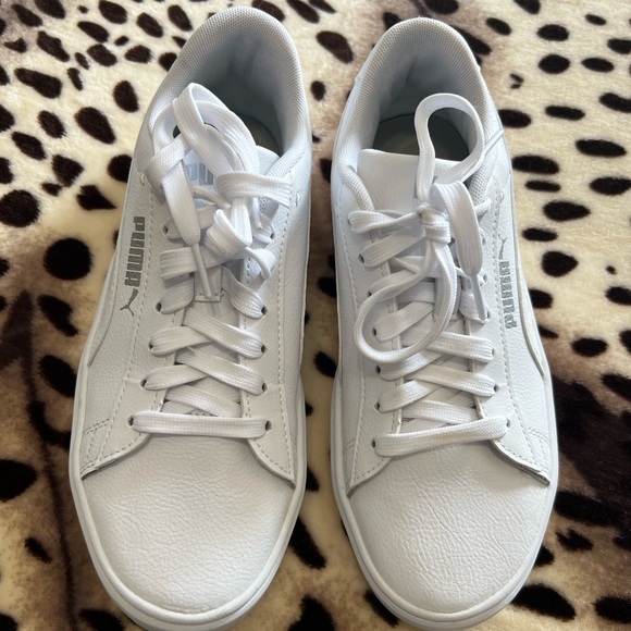 PUMA white sneakers! - Picture 2 of 4